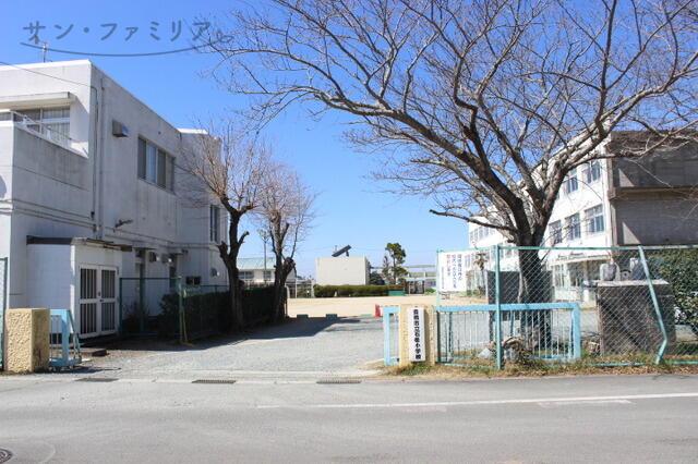 小学校　豊橋市立石巻小学校（小学校）まで470m