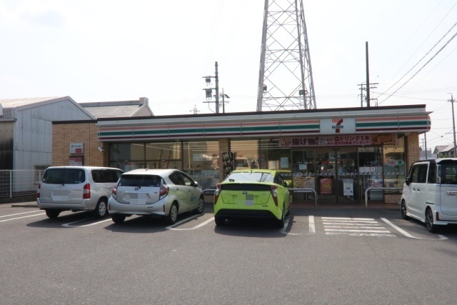 コンビニ　セブン－イレブン　尾張旭東名西町店（コンビニ）まで300m