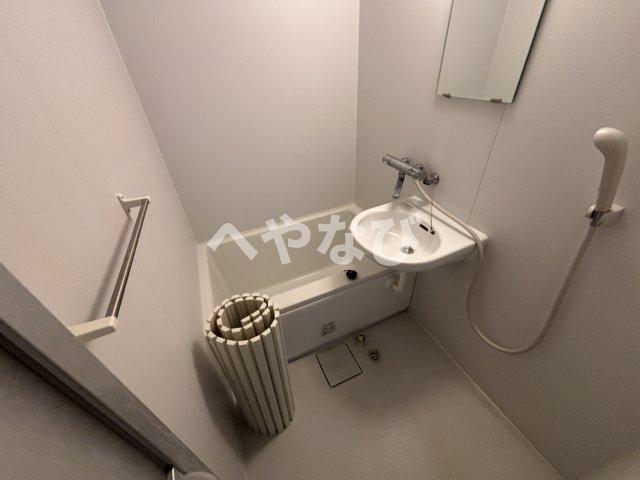 バス・シャワールーム　他号室　同施工参考写真