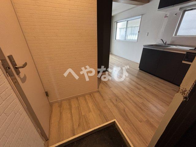 玄関　他号室　同施工参考写真