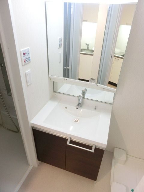 洗面設備　独立洗面台