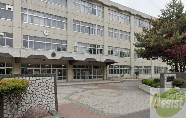 中学校　札幌市立柏丘中学校（中学校）まで595m