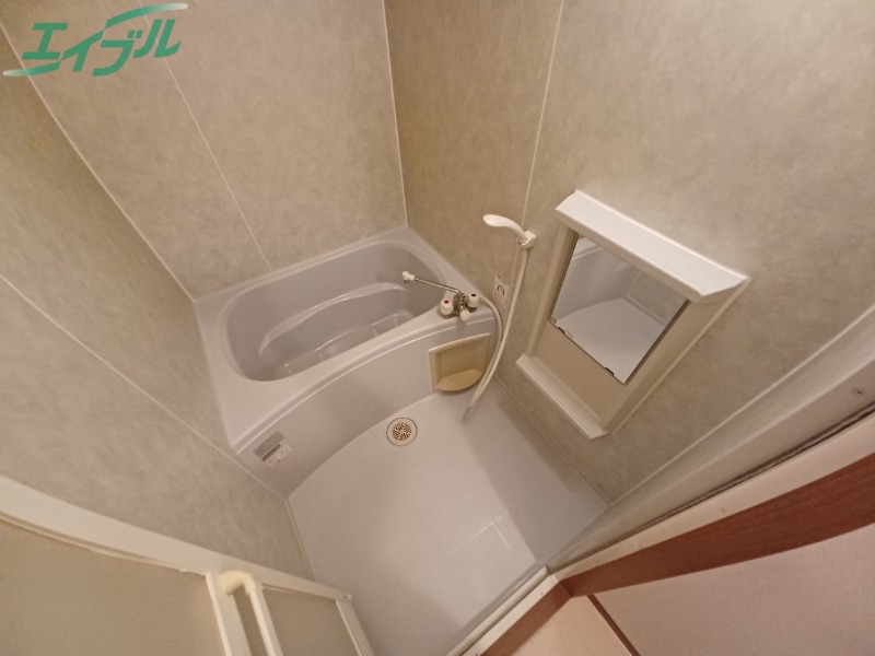 バス・シャワールーム　別部屋参考写真です