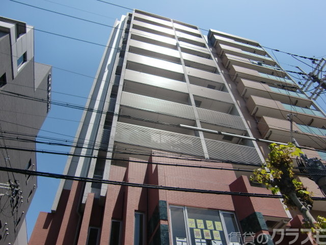 建物外観　東三国駅より徒歩１分！