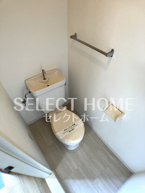トイレ　トイレも気になるポイント 同型タイプ