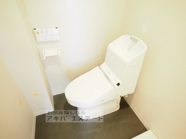 トイレ　同一仕様写真