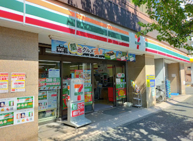コンビニ　セブンイレブン 高田馬場店（コンビニ）まで919m