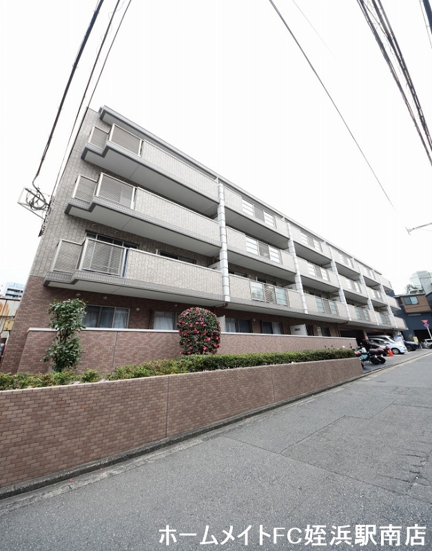 建物外観　★買い物に便利な立地♪★