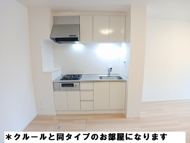 キッチン　コンパクトなキッチンで掃除もラクラク