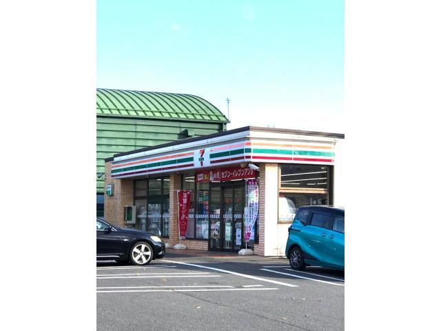 コンビニ　セブンイレブン前橋元総社町北店（コンビニ）まで374m