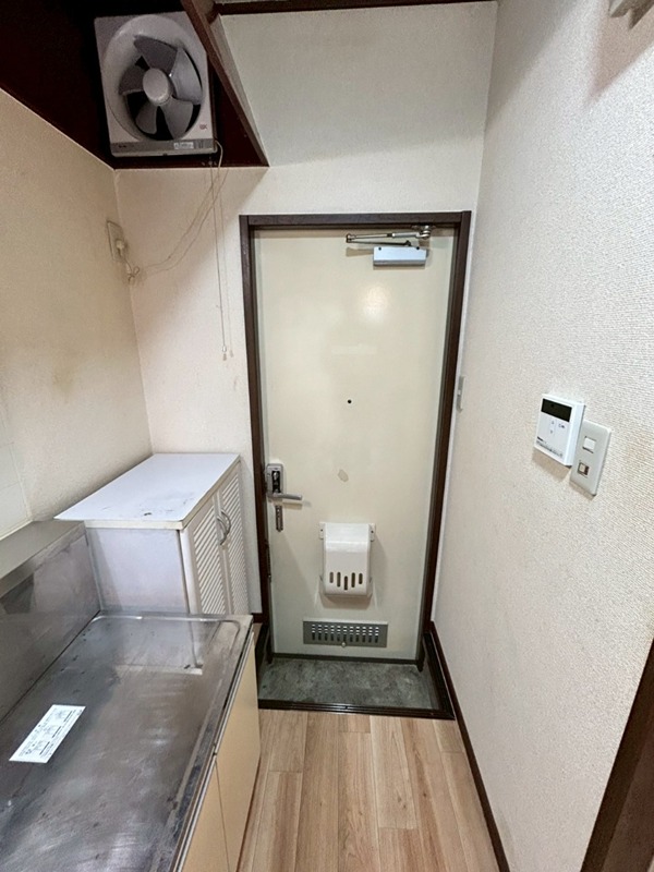 玄関　別部屋参考写真