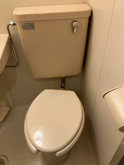 トイレ　※他号室参考写真