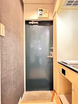 玄関　※他号室参考写真