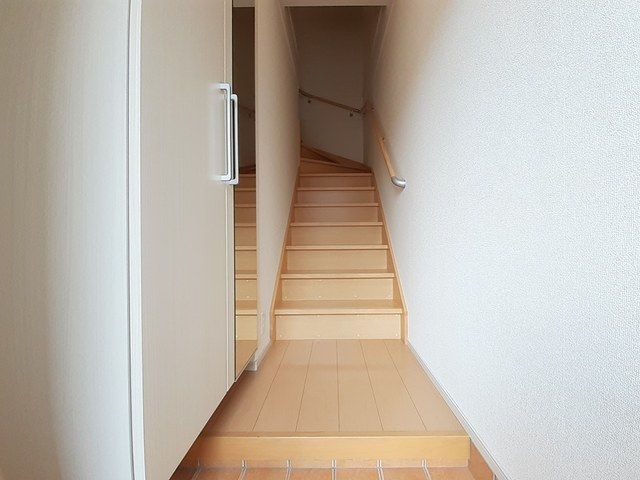 玄関　収納もある玄関です