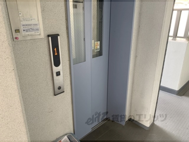 その他　エレベーター
