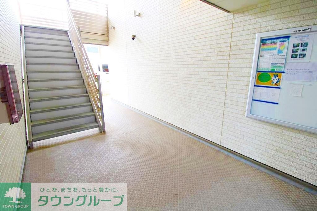 エントランス　エントランス