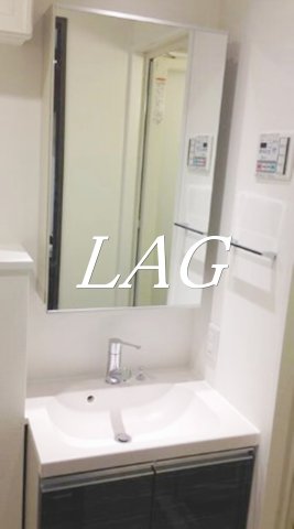 洗面設備　洗面台です。