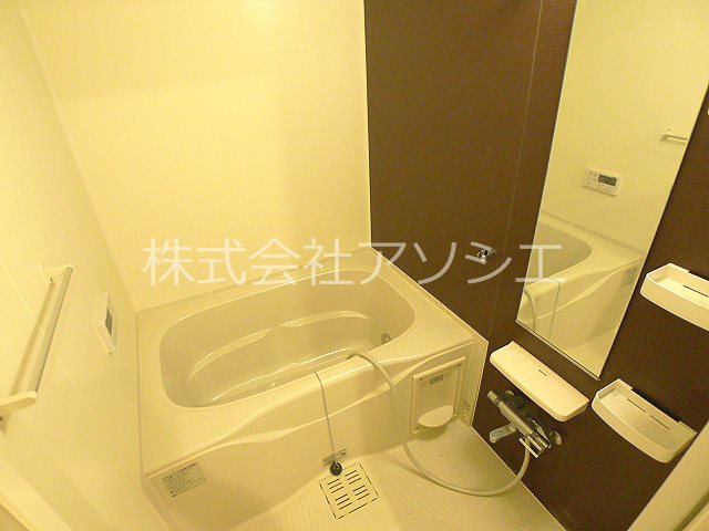 バス・シャワールーム　バスルーム