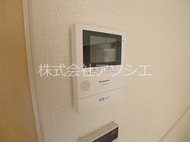 セキュリティ　TVモニター付きインターホン