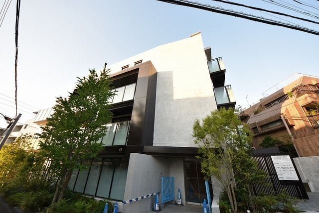エントランス　外観