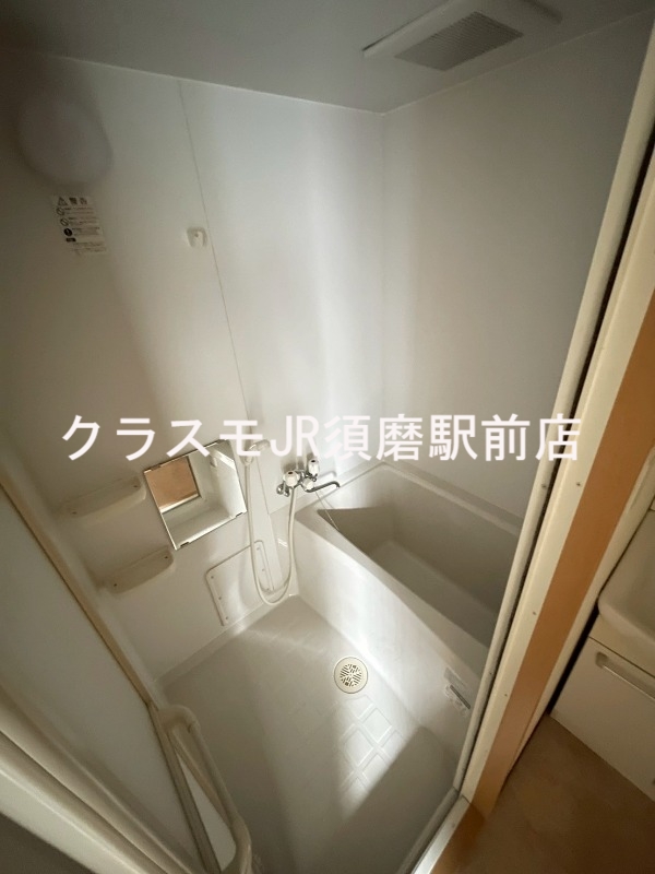 バス・シャワールーム　バスルーム