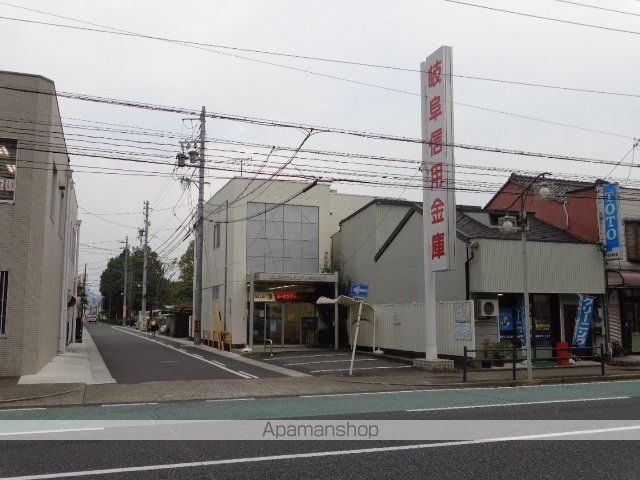 その他　岐阜信用金庫忠節出張所（その他）まで324m