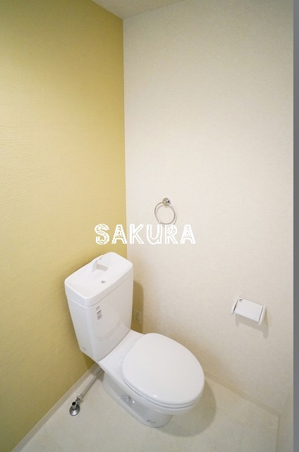 トイレ　落ち着いた色調のトイレです♪