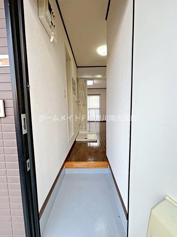 玄関　同型別部屋