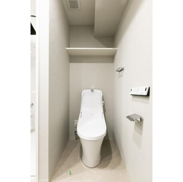 トイレ　※別部屋の参考写真です。