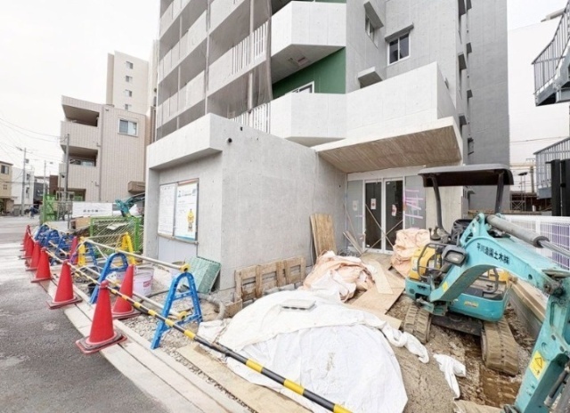 エントランス　角部屋です