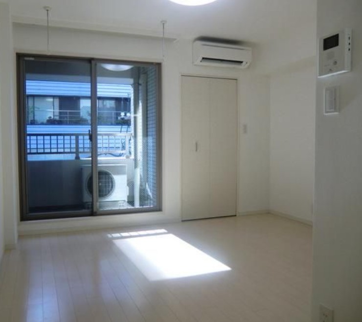 居室・リビング　※別部屋参考写真
