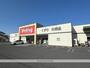 ドラックストア　Ｖ・ｄｒｕｇ中部薬品にんじん通店（ドラッグストア）まで263m