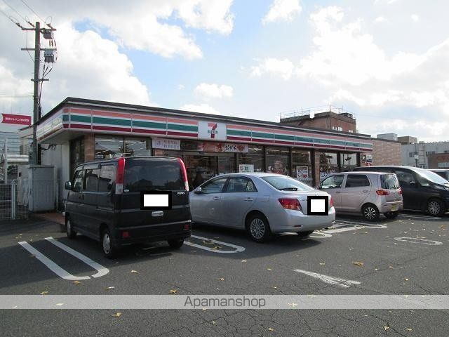 コンビニ　セブンイレブン西都城駅前店（コンビニ）まで500m