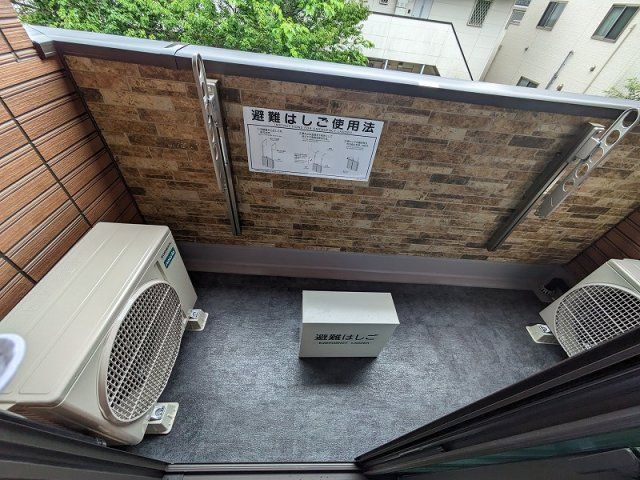バルコニー