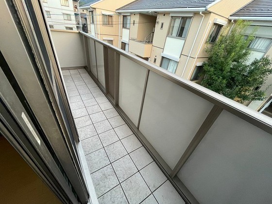 バルコニー　※別部屋の写真です