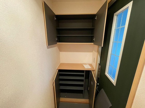 玄関　※別部屋の写真です