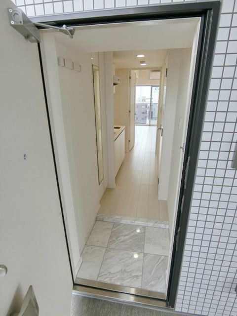 玄関　★お問い合わせはタウンハウジングまで★