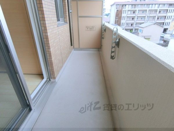 バルコニー　ベランダ