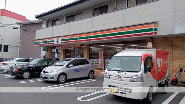 コンビニ　セブン－イレブン春日桜ヶ丘４丁目店（コンビニ）まで422m