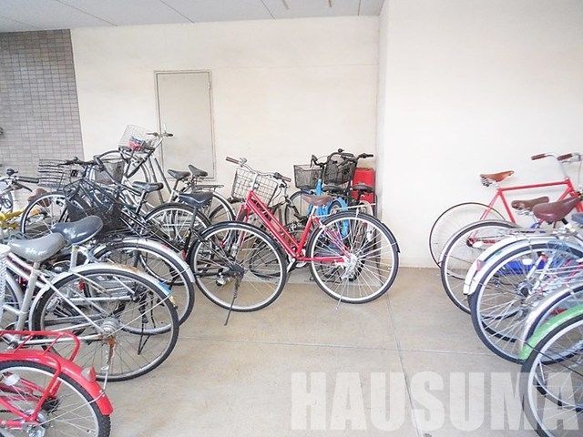 駐車場　駐輪スペース