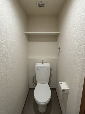 トイレ　☆洗浄便座設置可☆※参考写真