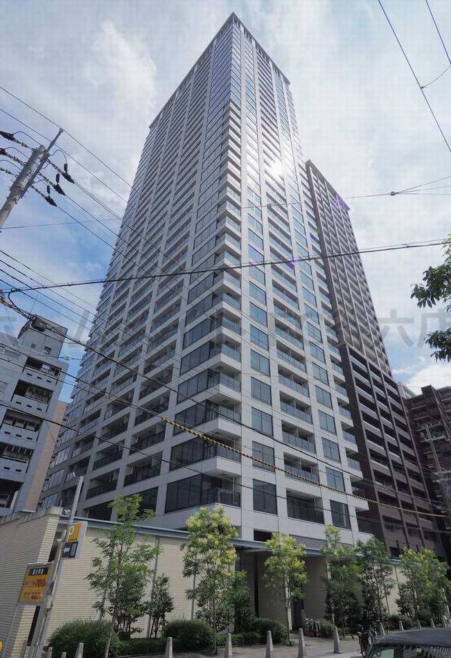 建物外観　クレヴィアタワー中之島