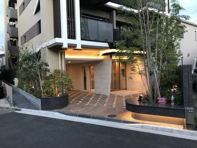 エントランス　【人気！おすすめ物件！！】お問い合わせはお早めに♪