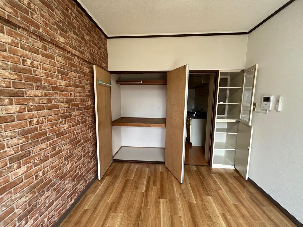 その他　洋室6帖♪※写真は他の部屋のものになります。