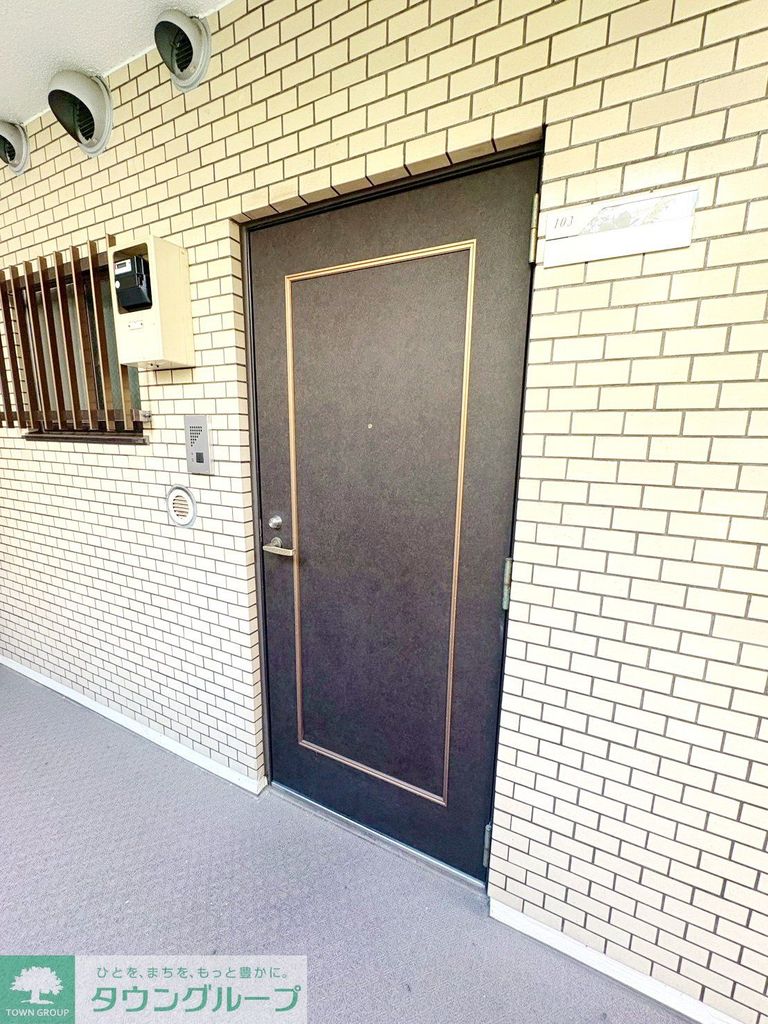 エントランス　エントランス