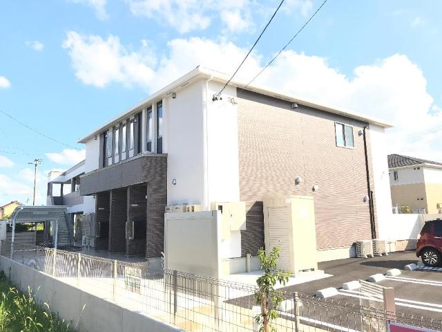 建物外観　外観写真（昼）