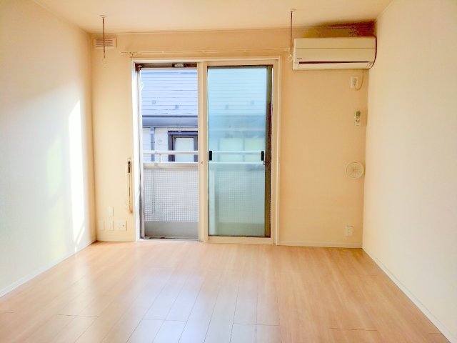 居室・リビング　★明るい南向きのお部屋です★
