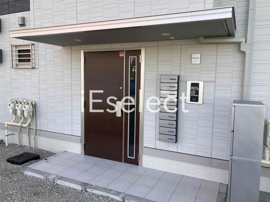 エントランス　建物への入り口部分です
