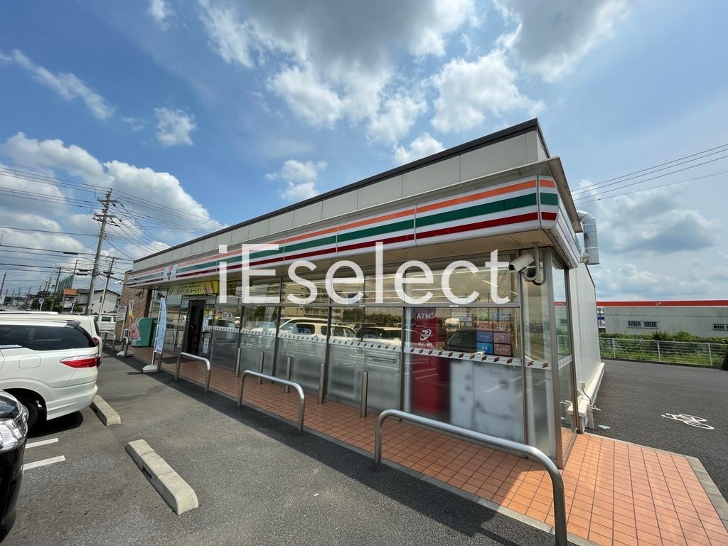 コンビニ　セブンイレブン千葉塩田町店（コンビニ）まで370m