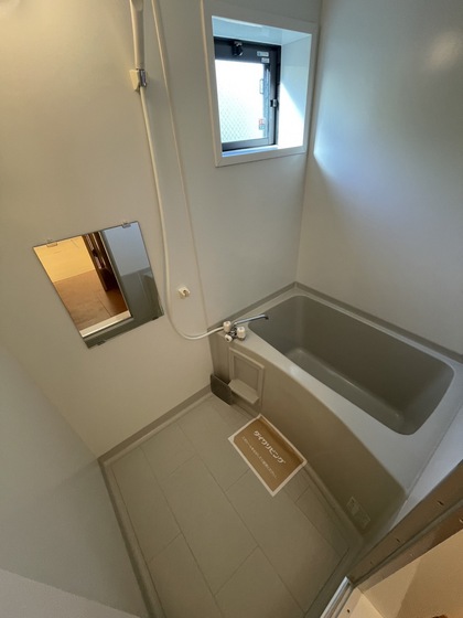 バス・シャワールーム　※別部屋の写真です
